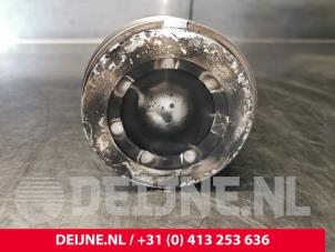 Iveco New Daily Piston O140026 photo 3