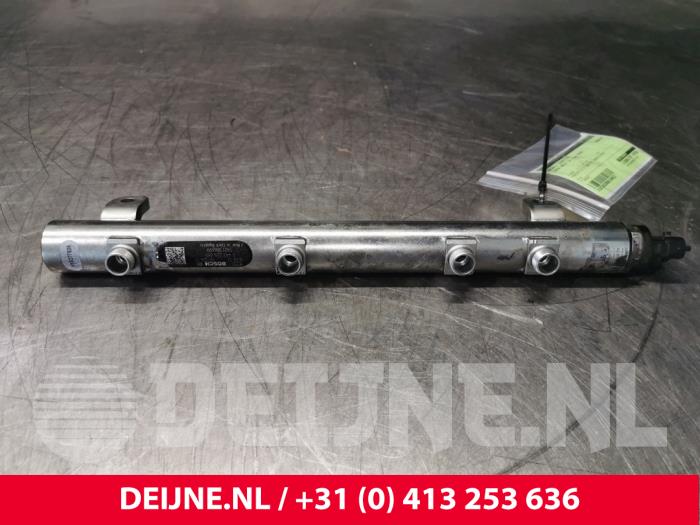 Gebruikte Galerij (Injectie) Iveco New Daily VI 33.210, 35.210 Prijs € 96,80 Inclusief btw aangeboden door van Deijne Onderdelen Uden B.V.