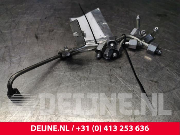 Gebruikte Leiding (diversen) Iveco New Daily VI 33.210, 35.210 Prijs € 72,60 Inclusief btw aangeboden door van Deijne Onderdelen Uden B.V.