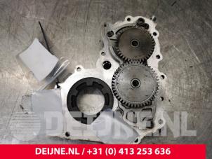 Iveco New Daily Ölpumpe O140050 foto 3