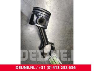 Gebruikte Zuiger Renault Master III (FV) 2.3 dCi 145 16V FWD Prijs € 121,00 Inclusief btw aangeboden door van Deijne Onderdelen Uden B.V.