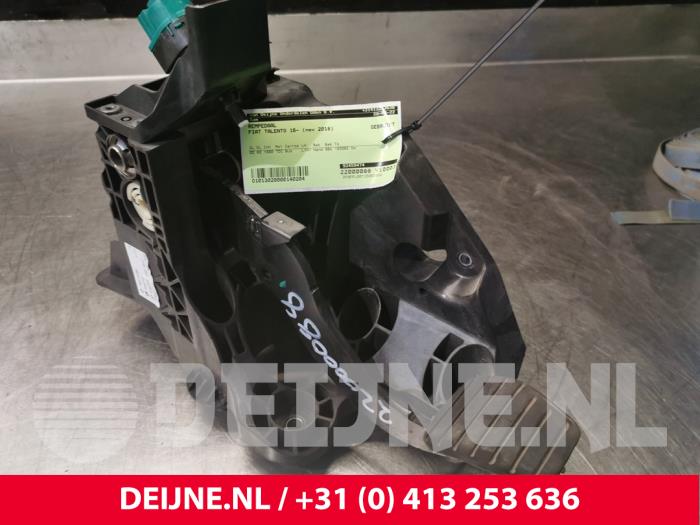 Fiat Talento Rempedaal O140204