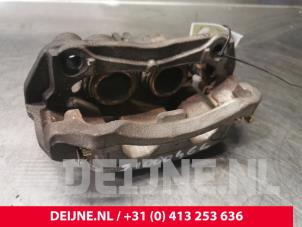 Nissan NV200 Front brake calliper, right O140237 photo 2