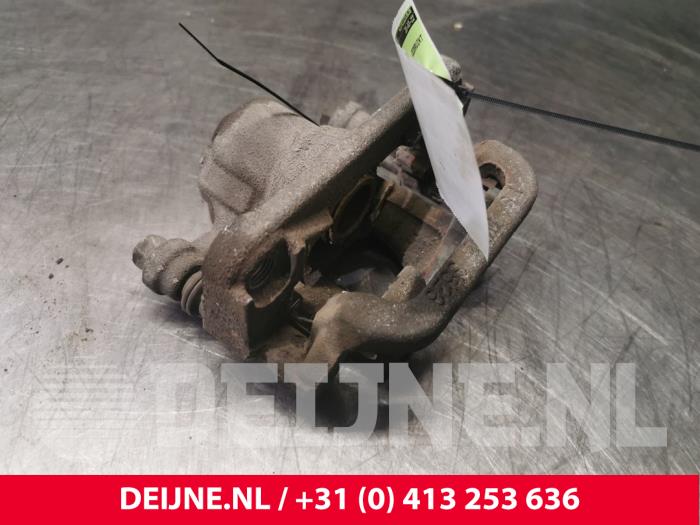 Nissan NV200 Remklauw (Tang) links-achter O140238