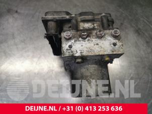 Volkswagen Crafter ABS Pomp O140247 foto 2