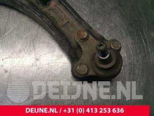 Volkswagen Caddy Front lower wishbone, right O140260 photo 3