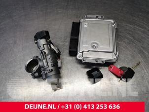 Hyundai H300 Ignition lock + key O140375 photo 3