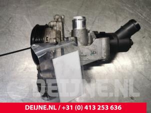 Gebruikte Waterpomp Mercedes B (W246) 2.2 B-220 CDI BlueEFFICIENCY,d 16V Prijs € 140,00 Margeregeling aangeboden door van Deijne Onderdelen Uden B.V.