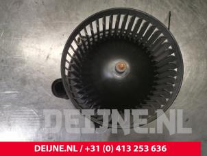 Ford Transit Heating and ventilation fan motor O140656 photo 2