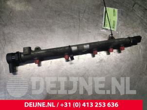 Gebruikte Common rail (Injectie) Mercedes Vito (639.6) 2.2 111 CDI 16V Prijs € 121,00 Inclusief btw aangeboden door van Deijne Onderdelen Uden B.V.