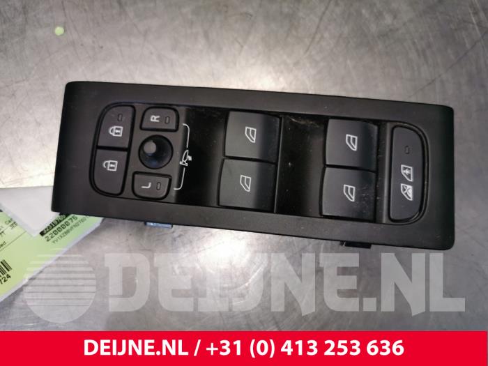 Volvo XC40 Electric window switch O140724