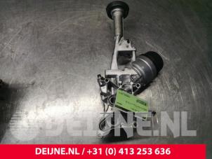 Fiat Doblo Oil filter housing O140737 photo 2