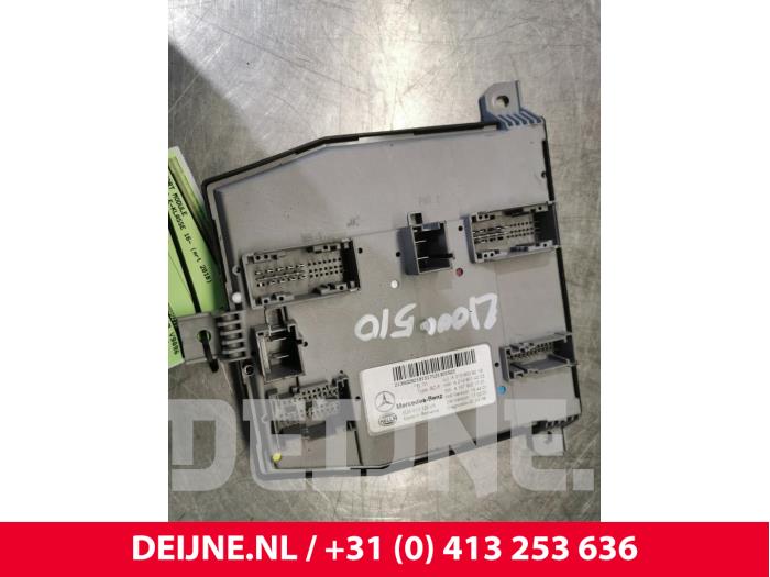 Mercedes E-Klasse Comfort Module O140775