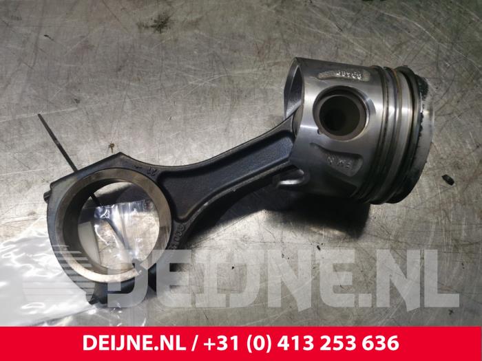 Mercedes Sprinter Zuiger O140788