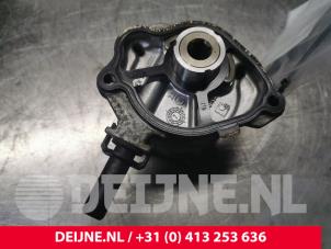 Gebruikte Videpomp (Diesel) Mercedes Sprinter 3t (906.61) 213 CDI 16V Prijs € 42,35 Inclusief btw aangeboden door van Deijne Onderdelen Uden B.V.