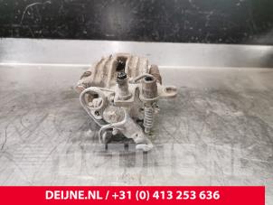 Volkswagen Caddy Bremszange links hinten O140845 foto 2