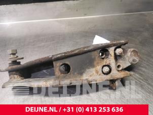 Hyundai H200 Querlenker unten rechts vorne O140877 foto 2