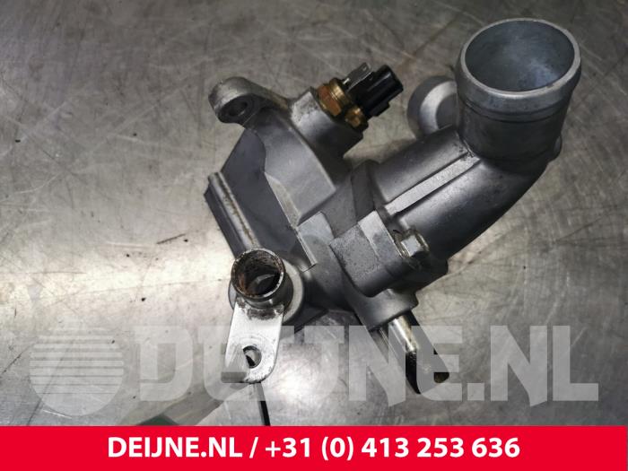 Mitsubishi Canter Thermostaathuis O140958