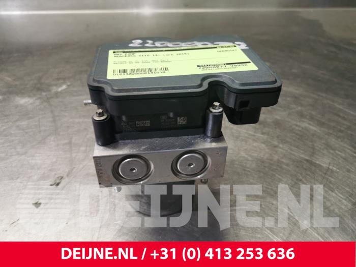 Mercedes Vito ABS Pomp O141039