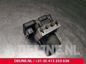 Mercedes Vito ABS Pomp O141039 foto 2