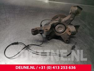 Mercedes Vito Achsschenkel links vorne O141056 foto 3