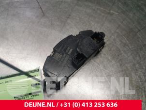 Mercedes Vito Heater resistor O141132 photo 2