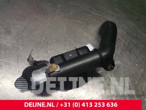 Citroen Jumpy Intercooler Rohr O141435 foto 2