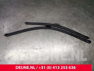 Volvo V50 Ruitenwisserarm voor O141575 foto 2