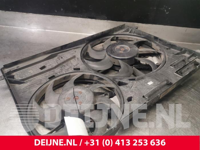 Volvo V70 Kühlgebläse O141582