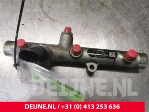 Gebruikte Injector brug Volkswagen Touareg (7LA/7L6) 3.0 TDI V6 24V Prijs € 30,00 Margeregeling aangeboden door van Deijne Onderdelen Uden B.V.