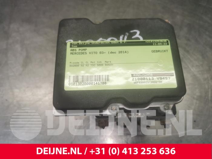 Gebruikte ABS Pomp Mercedes Vito (639.6) 3.0 122 CDI V6 24V Prijs € 54,45 Inclusief btw aangeboden door van Deijne Onderdelen Uden B.V.