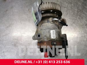 Renault Kangoo Mechanical fuel pump O142050 photo 2