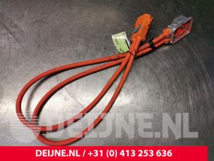 Volvo XC40 Cable high-voltage O142136 photo 2