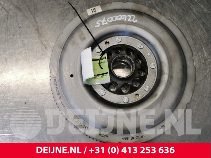 Gebruikte Starterkrans Volvo XC40 (XZ) 1.5 T5 Plug-in Hybrid 16V Prijs € 550,00 Margeregeling aangeboden door van Deijne Onderdelen Uden B.V.