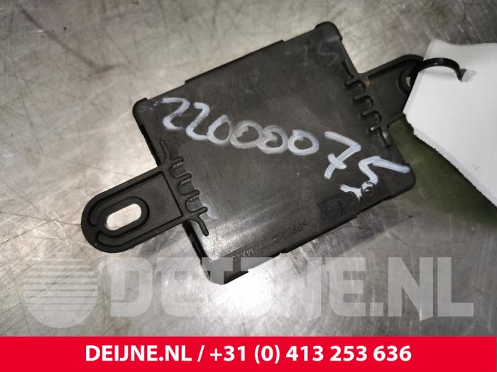 Volvo XC40 Seat heating module O142172