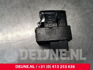 Volvo XC40 Handbremse Schalter O142240 foto 3