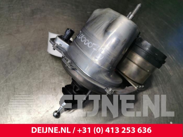 Rembol van een Volvo XC40 (XZ) 1.5 T5 Plug-in Hybrid 16V 2022