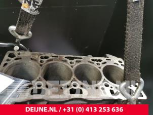 Volkswagen Golf Motor Unterblock O142247 foto 2