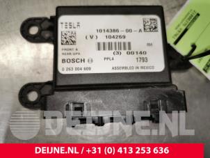Tesla Model S PDC Module O142303 foto 2