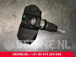 Tesla Model S Reifendrucksensor O142309 foto 2