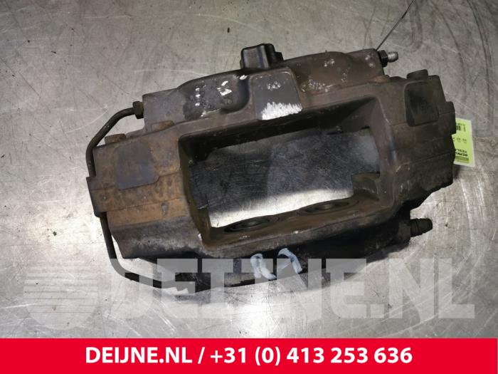 Tesla Model S Remklauw (Tang) rechts-achter O142398