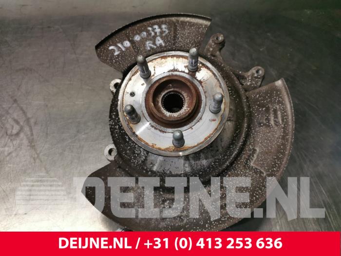 Tesla Model S Fusee rechts-achter O142399