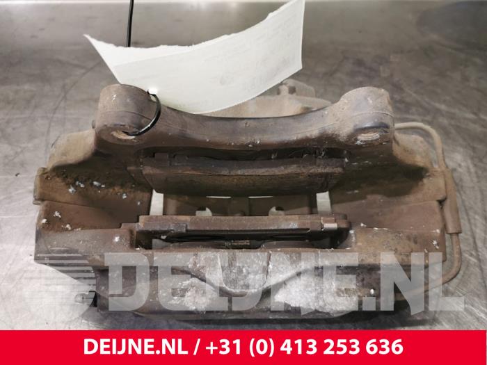 Tesla Model S Remklauw (Tang) rechts-voor O142444