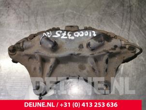 Tesla Model S Bremszange rechts vorne O142444 foto 3