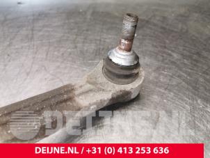 Tesla Model S Front lower wishbone, left O142451 photo 2