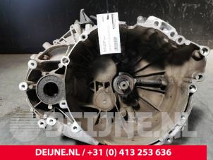 Gebruikte Versnellingsbak Volvo XC60 I (DZ) 2.0 D4 16V Prijs € 625,00 Margeregeling aangeboden door van Deijne Onderdelen Uden B.V.