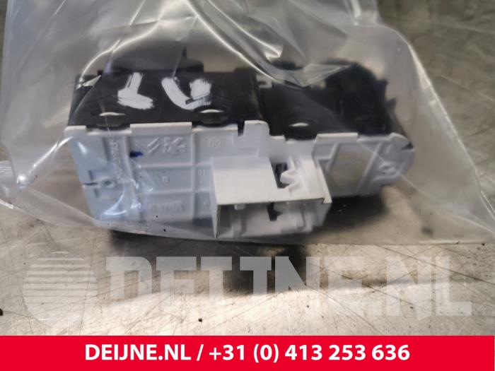 Peugeot Expert Elektrisch Raam Schakelaar O142553