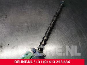 Volvo V70 Nockenwelle O142620 foto 2