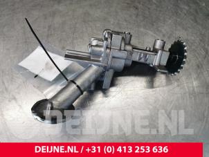 Opel Vivaro Ölpumpe O142650 foto 3