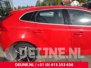 Gebruikte Ruit Driehoek rechts-achter Volvo V40 (MV) 2.0 D4 16V Prijs € 75,00 Margeregeling aangeboden door van Deijne Onderdelen Uden B.V.